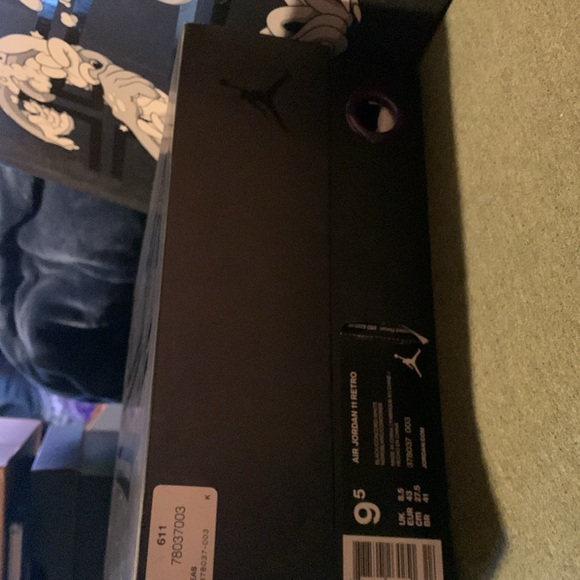 Space jam retro 11 Jordan’s like new - Picture 8 of 17